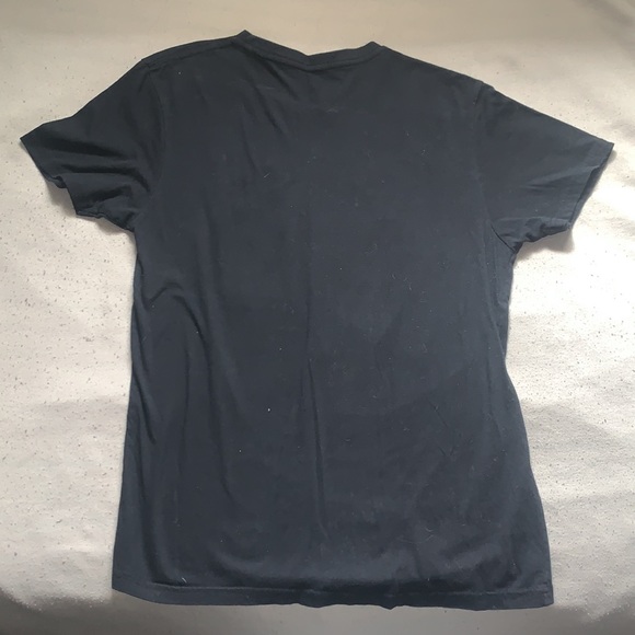 Basic Cotton Tee with graphic - Picture 2 of 2